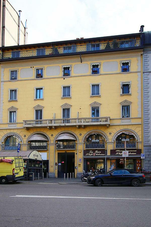 Suite Fiera Milano City Milão Exterior foto